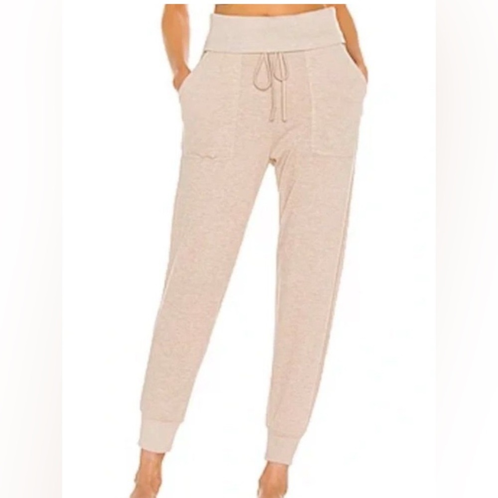 NWT L *Space Sleeping In Pant SMALL Oat Amazingly Soft Loungewear Joggers